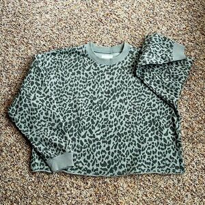 American Eagle semi-cropped sweatshirt NWOT